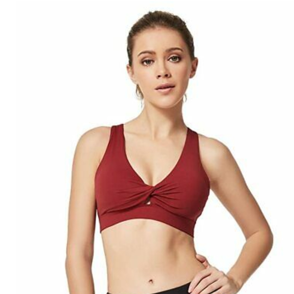NWT Yoga Pilates Bra with Detailed Back!